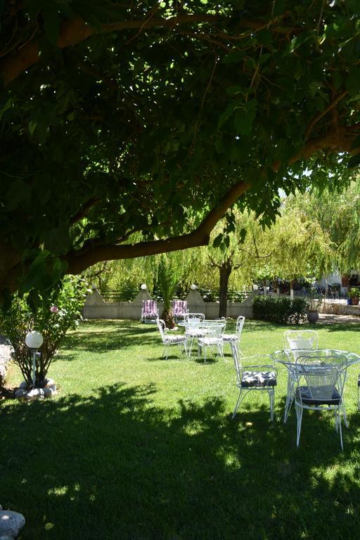 Studio Kostas Hotel Asprogerakata Ngoại thất bức ảnh